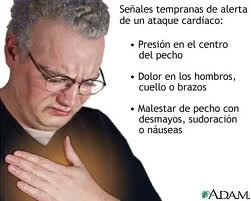 A las muchachas de los adolescentes un pecho es más grande una menos